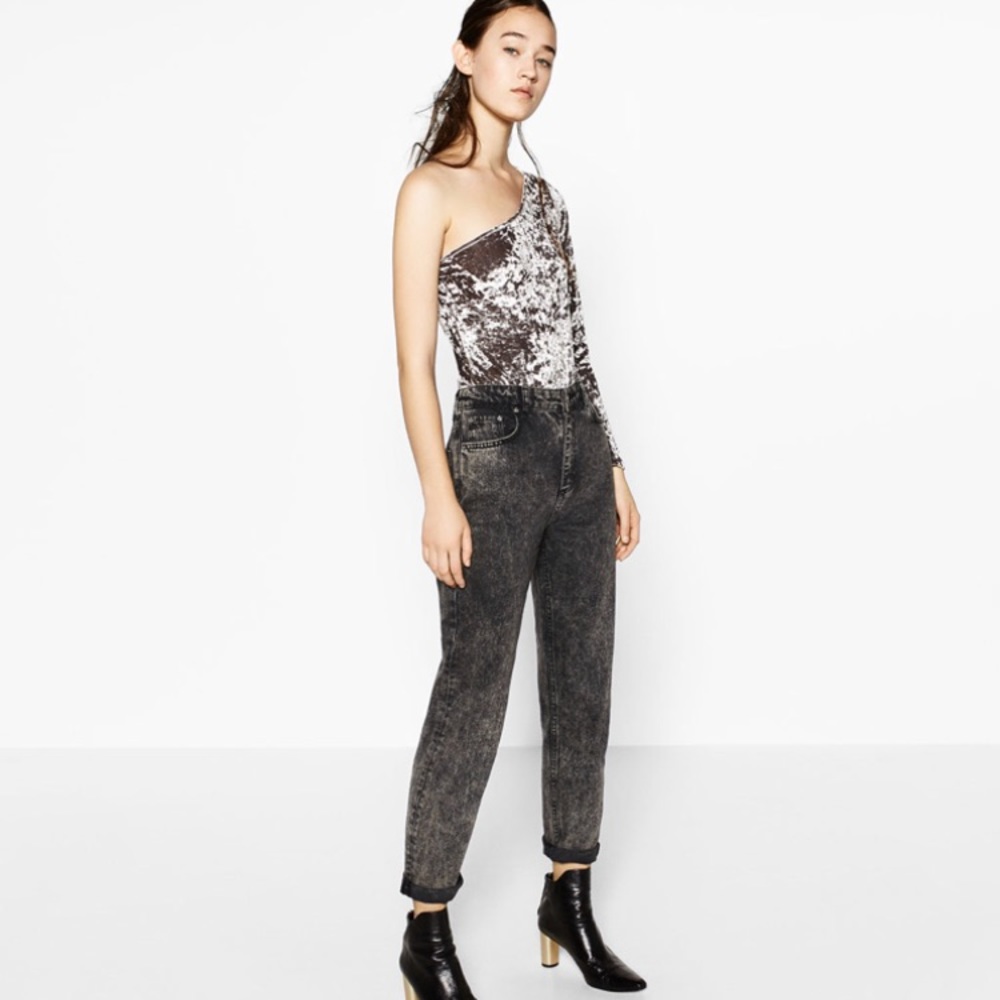 Zara velvet brand new one sleeve bodysuit - Picture 3 of 5